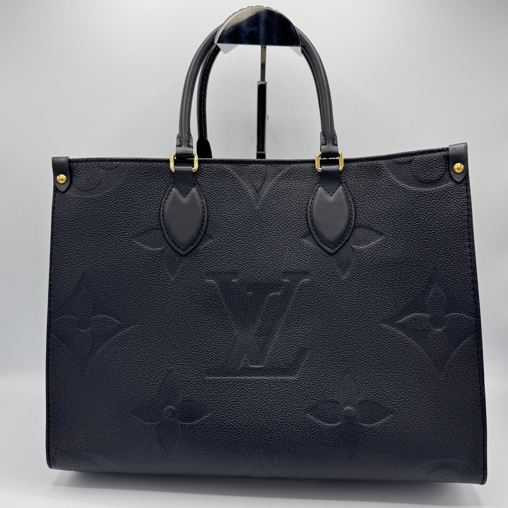 Louis Vuitton OnTheGo Tote Monogram Empreinte Giant MM