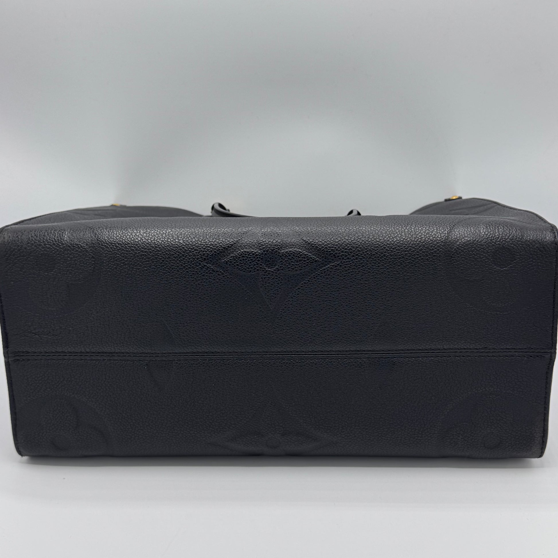 Louis Vuitton OnTheGo Tote Monogram Empreinte Giant MM