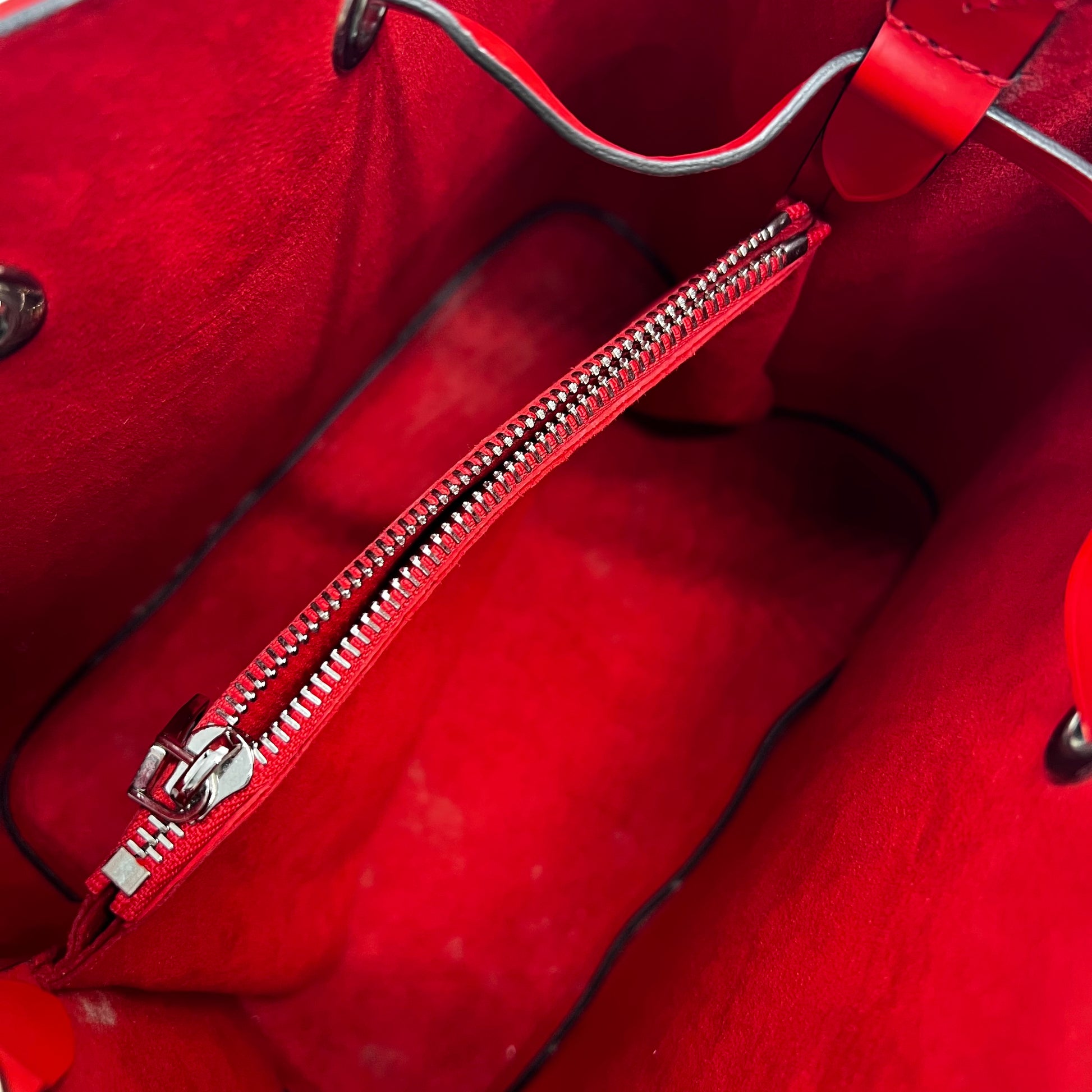 NeoNoe Handbag Epi Leather MM Twins