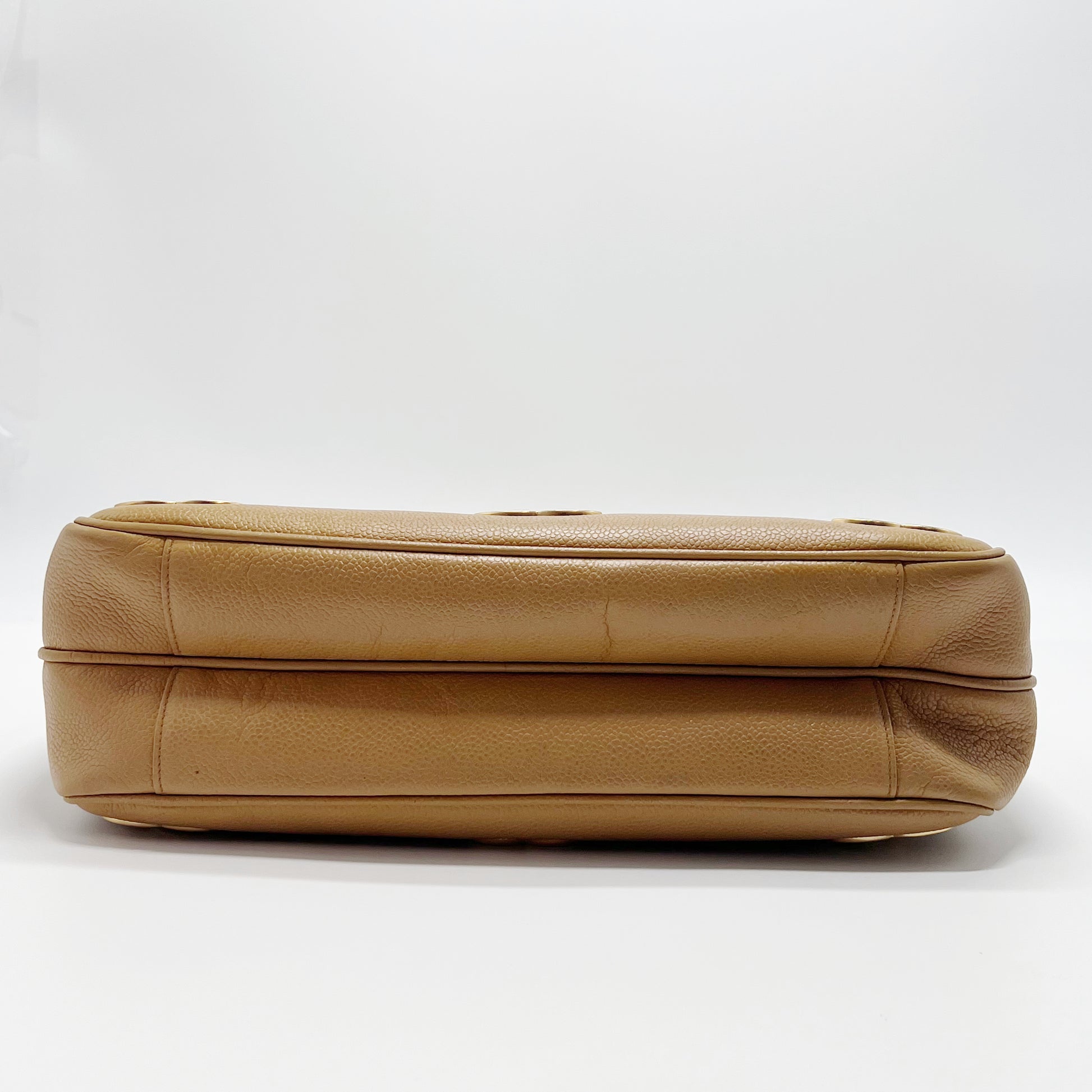 Vintage Caviar 6cc Shoulder Bag