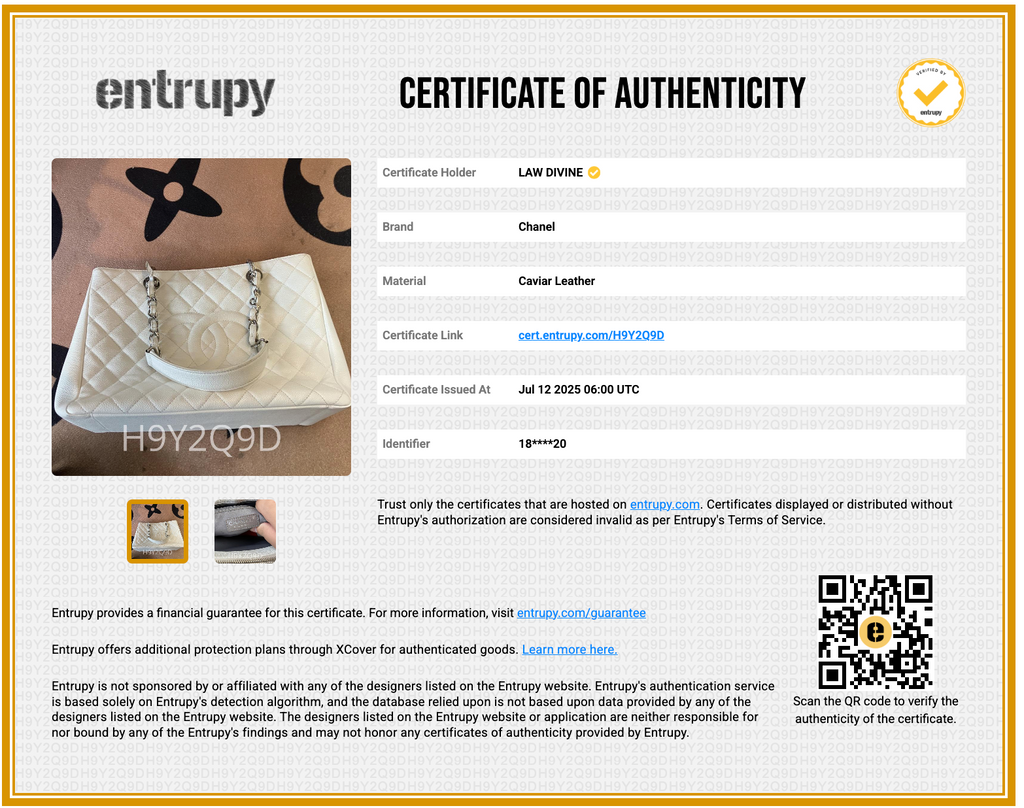 Caviar Quilted Grand Shopping Tote GST White