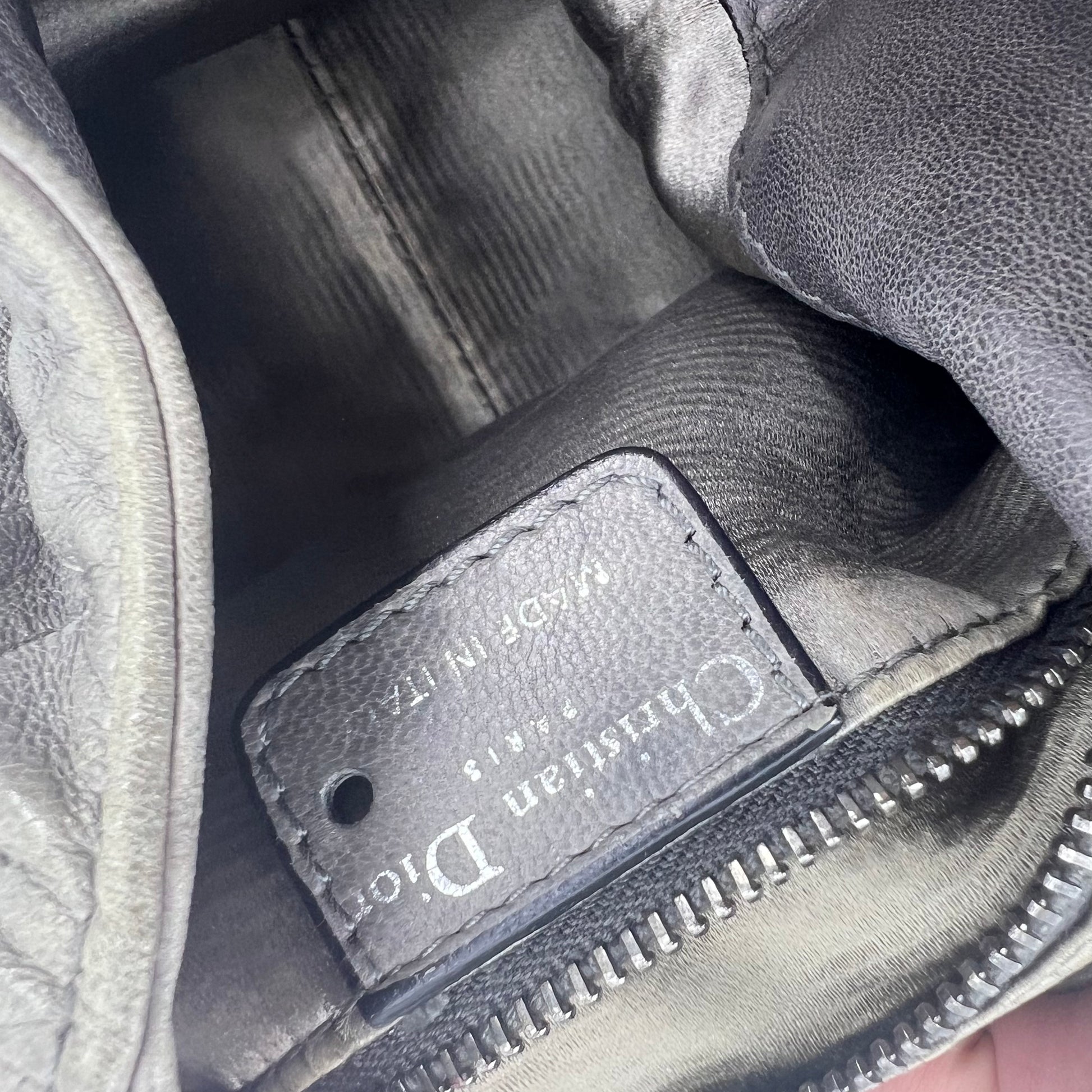 Scallop/Scale-embossed Leather Shoulder Bag twins