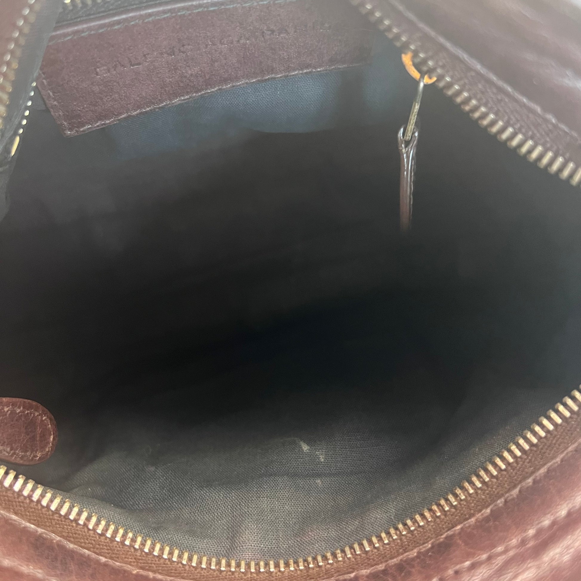 Metallic Edge Hardware Mini City Bag Burgundy twins