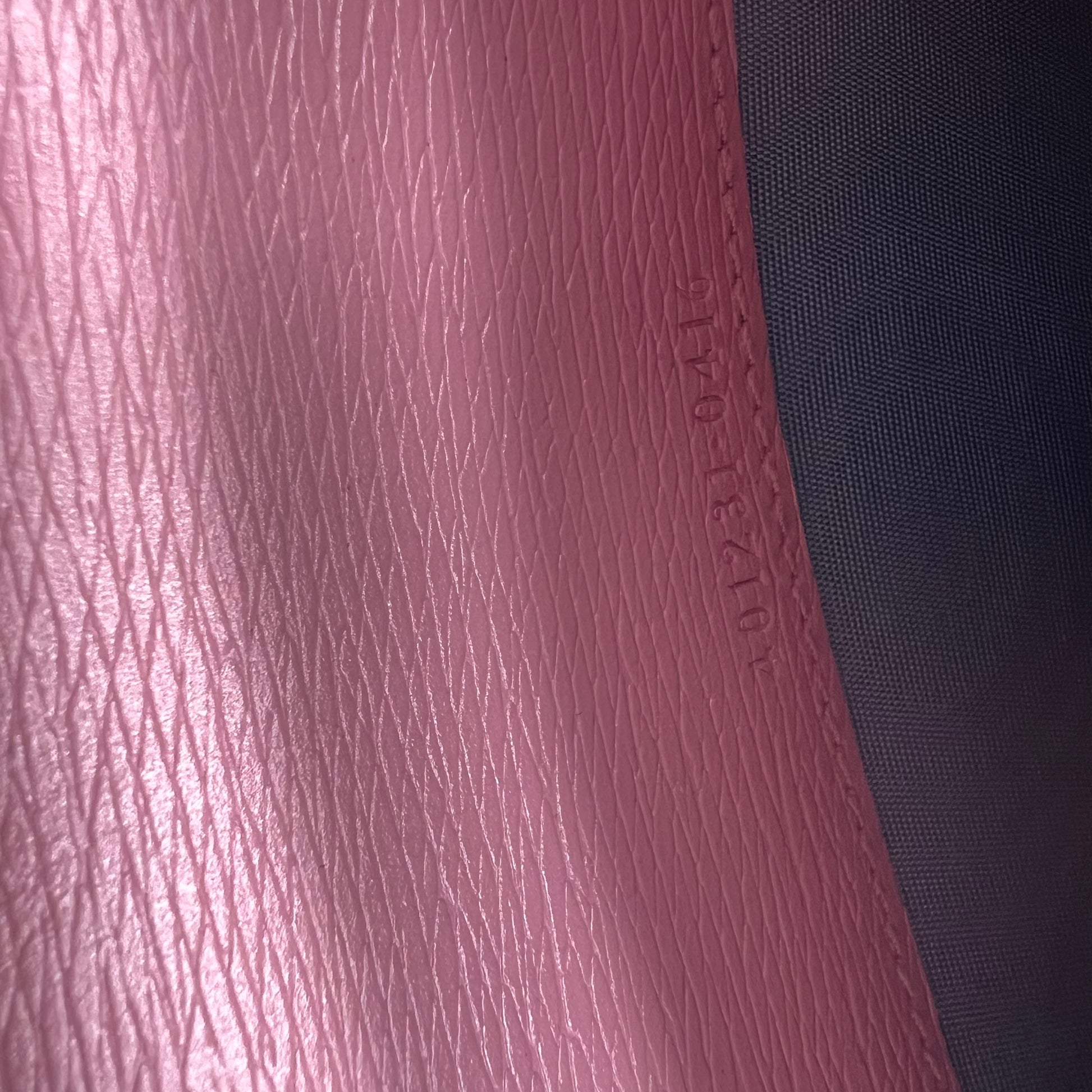 Limited Edition Pink Textured Leather Valentines Day Dionysus Super Mini Shoulder Bag twins