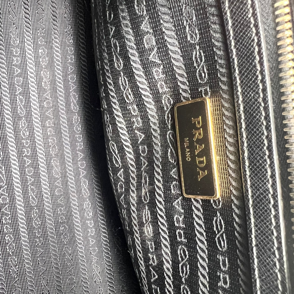 Saffiano Lux Leather Galleria Double Zip Medium twins