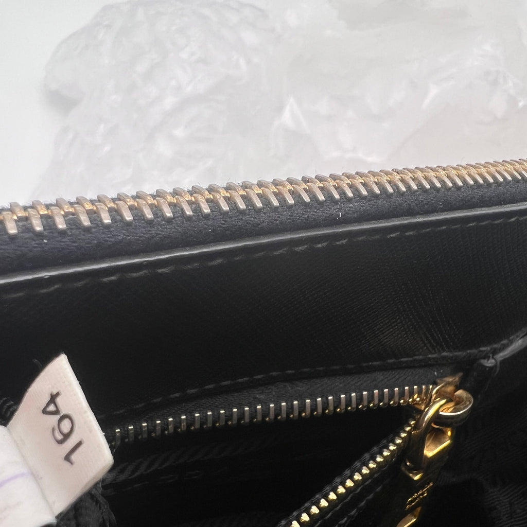 Saffiano Lux Leather Galleria Double Zip Medium twins