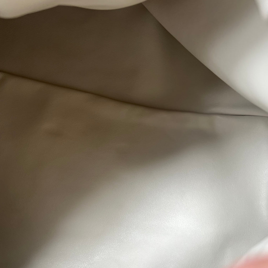 Calfskin The Pouch Chain Plaster