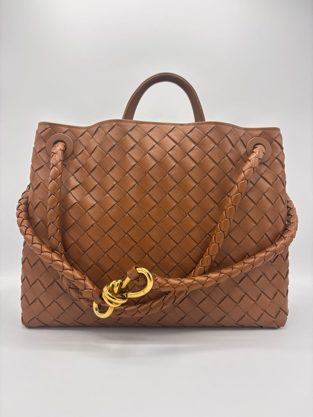 Andiamo Top Handle Bag Intrecciato Nappa Medium