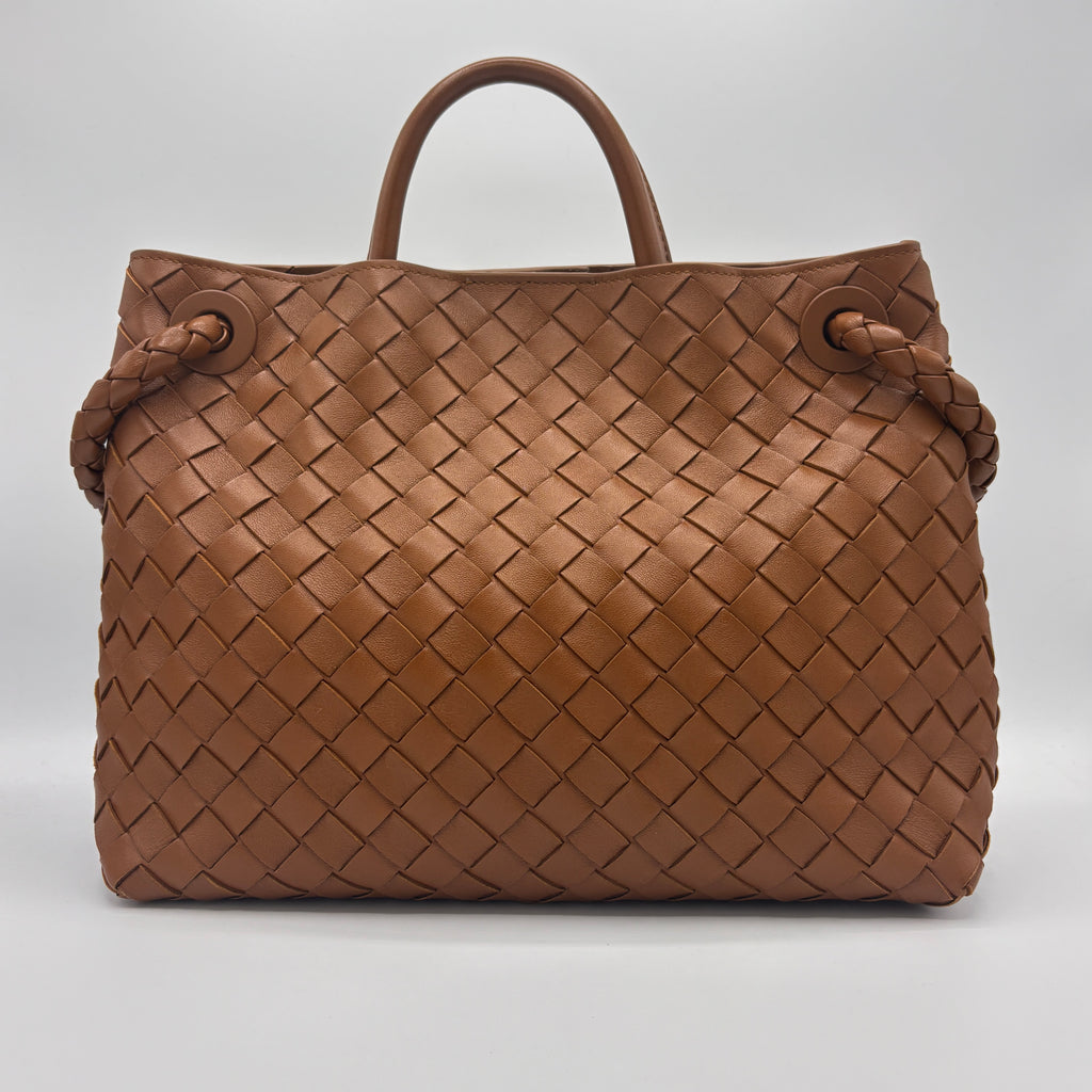 Andiamo Top Handle Bag Intrecciato Nappa Medium