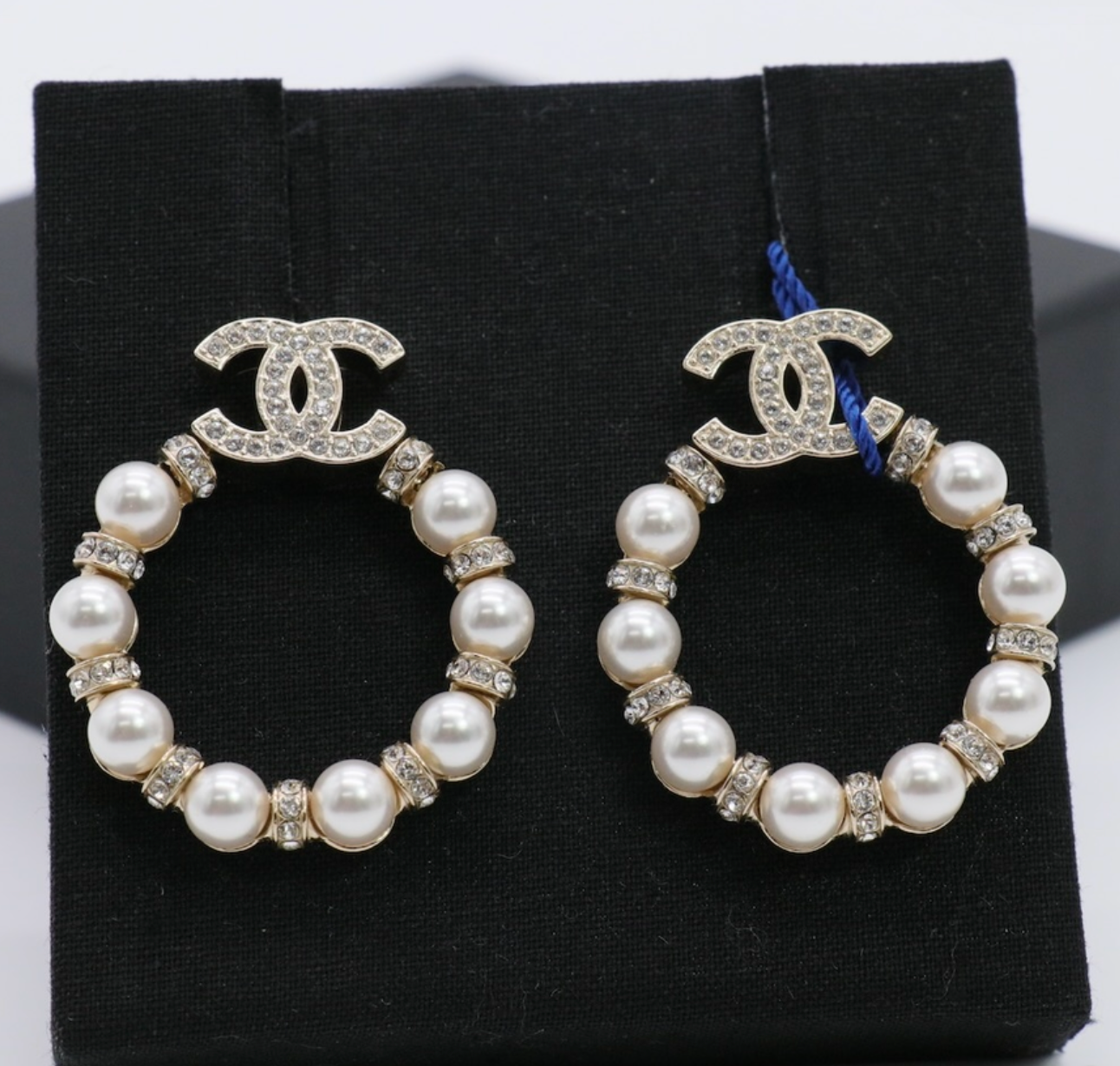 Pearl Crystal Nefertiti CC Drop Earrings Gold twins