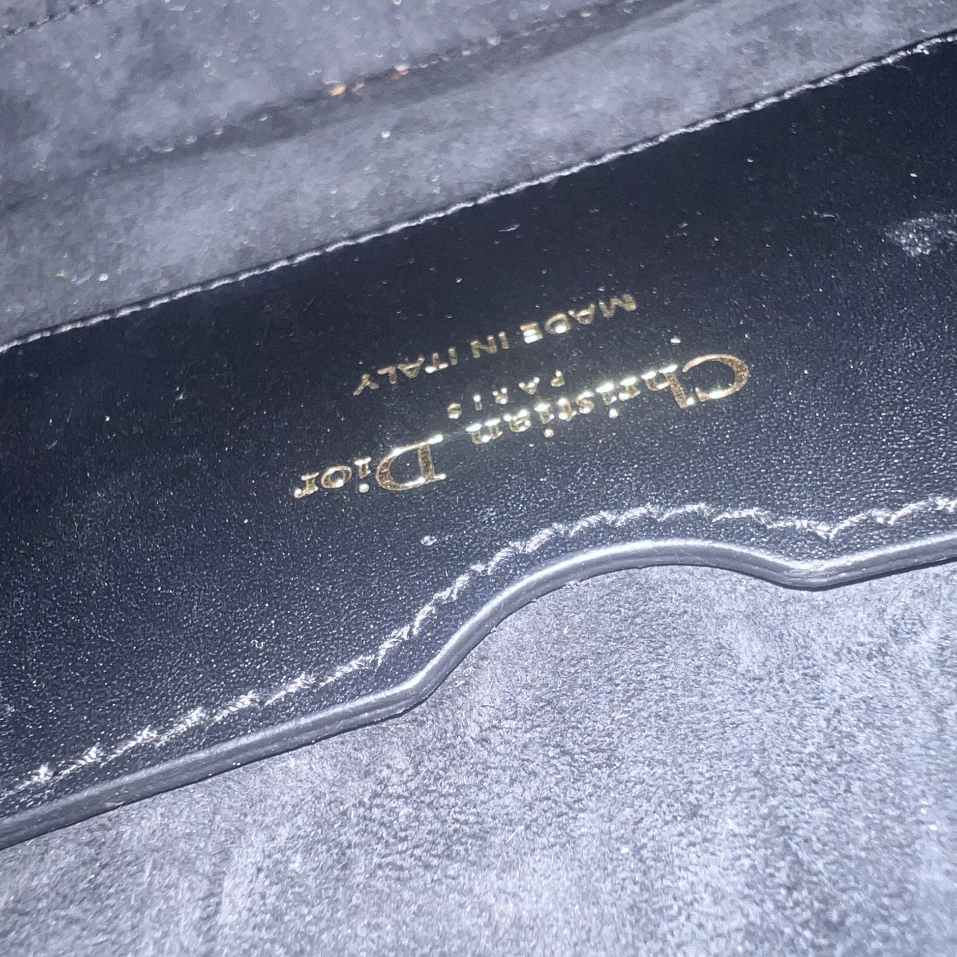 Box Calfskin Medium Bobby Flap Black twins