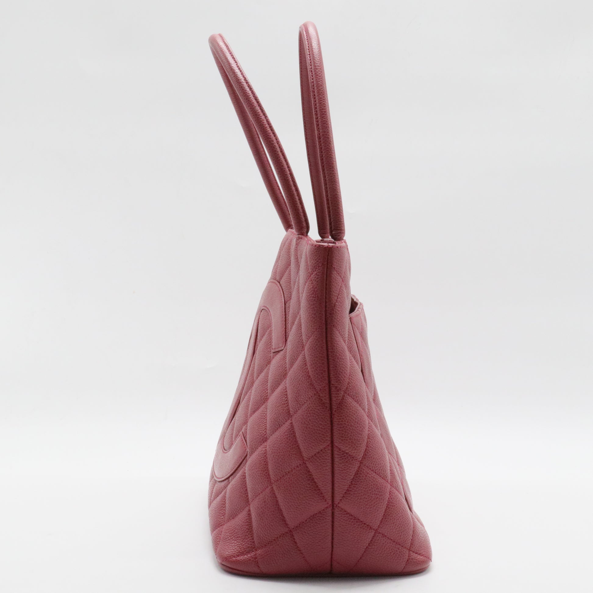 Medallion Tote Quilted Caviar