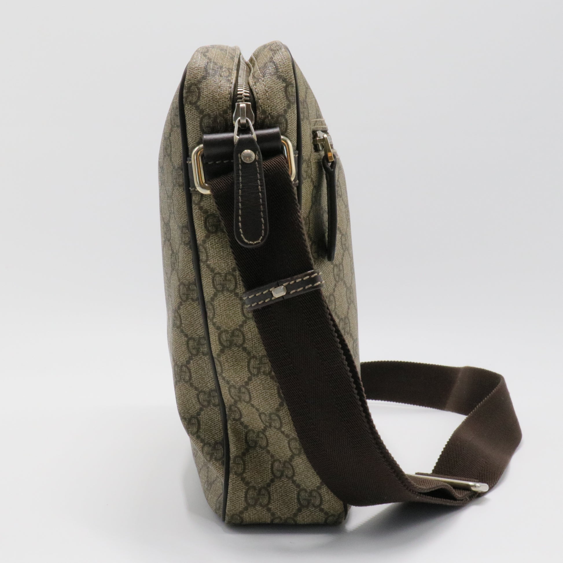 Messenger Bag GG Coated Canvas Medium