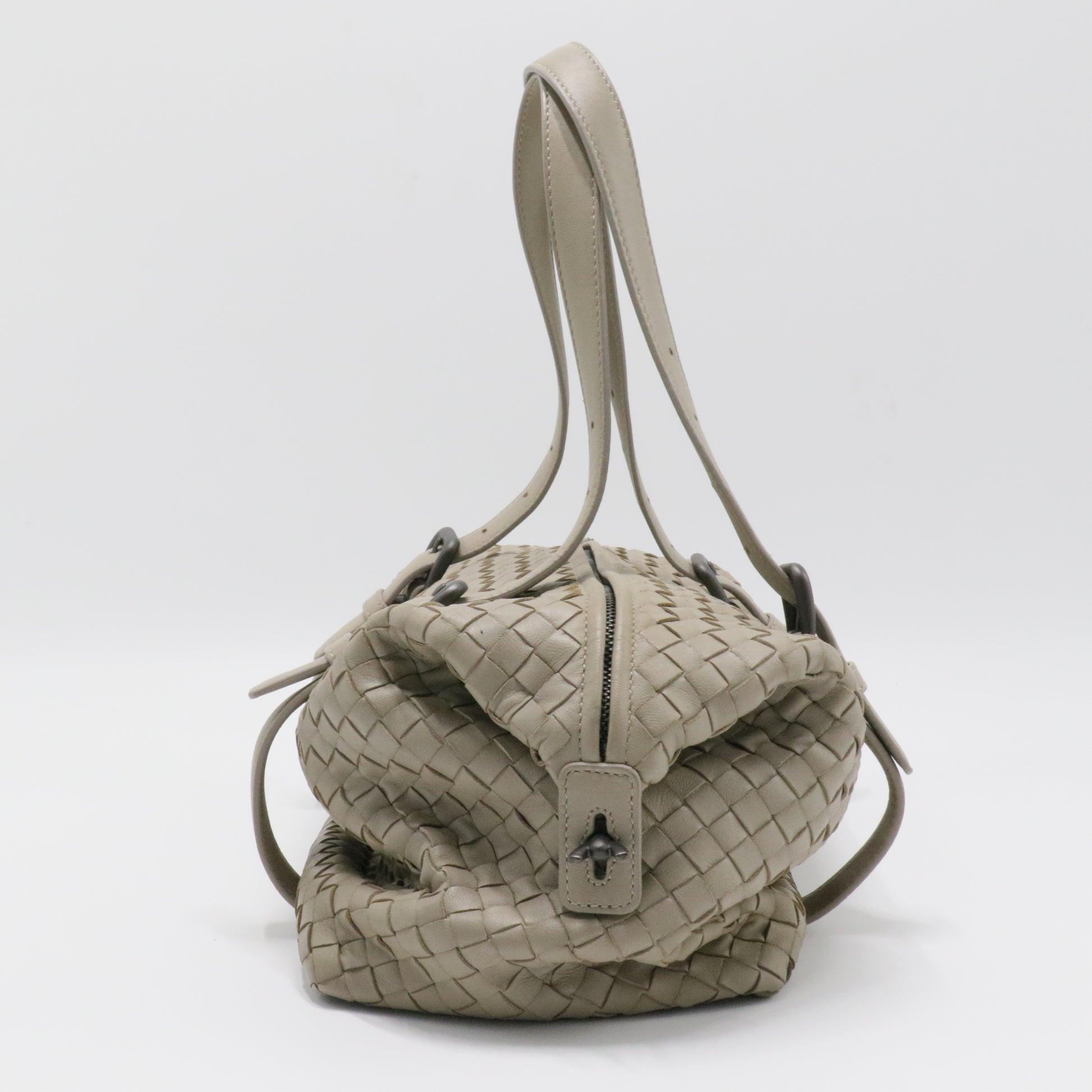 Montaigne Shoulder Bag Intrecciato Nappa Medium