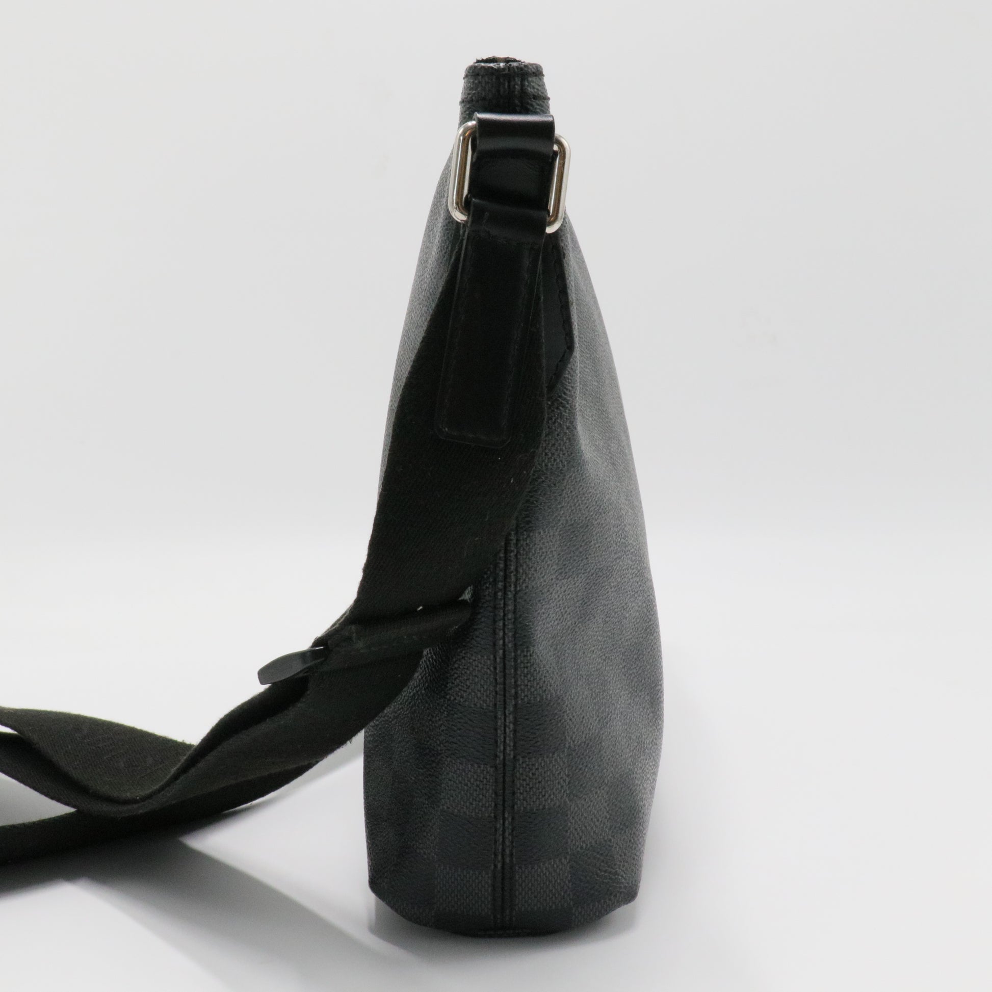 Mick Messenger Bag Damier Graphite PM