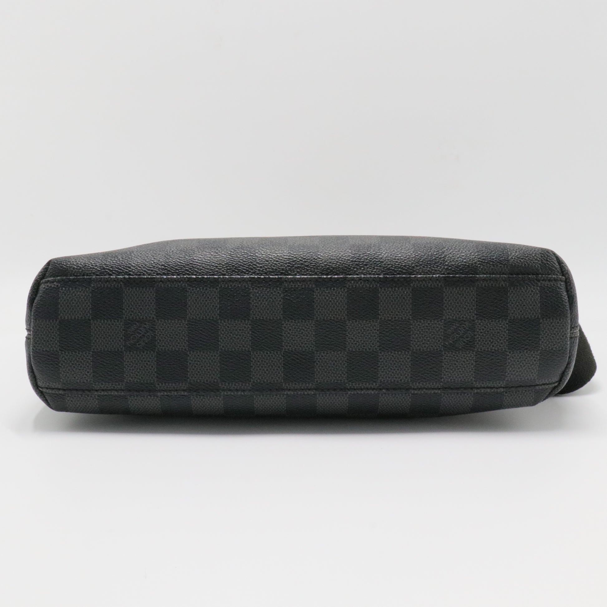 Mick Messenger Bag Damier Graphite PM