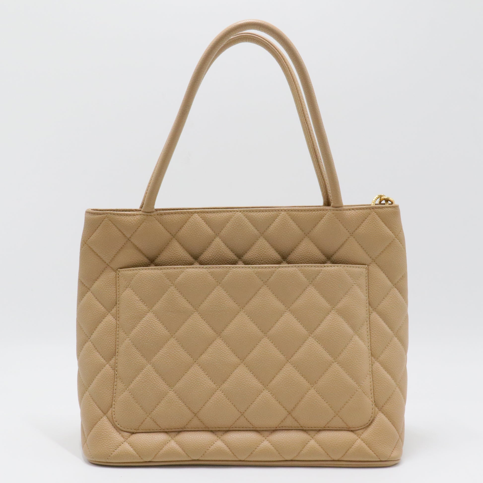 Medallion Tote Quilted Caviar