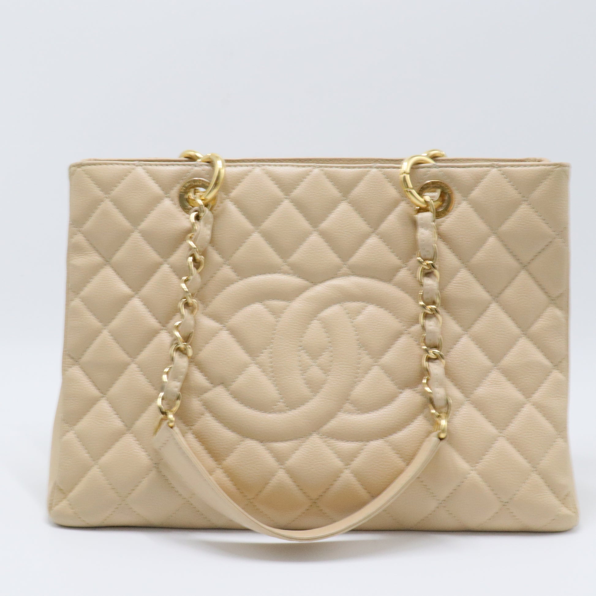 Grand Shopping Tote Quilted Caviar