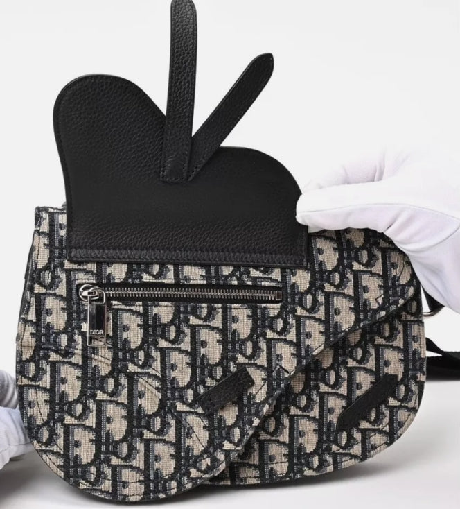 Saddle Messenger Pouch Leather - twins