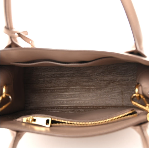 Medium Saffiano Cuir Monochrome Tote - twins