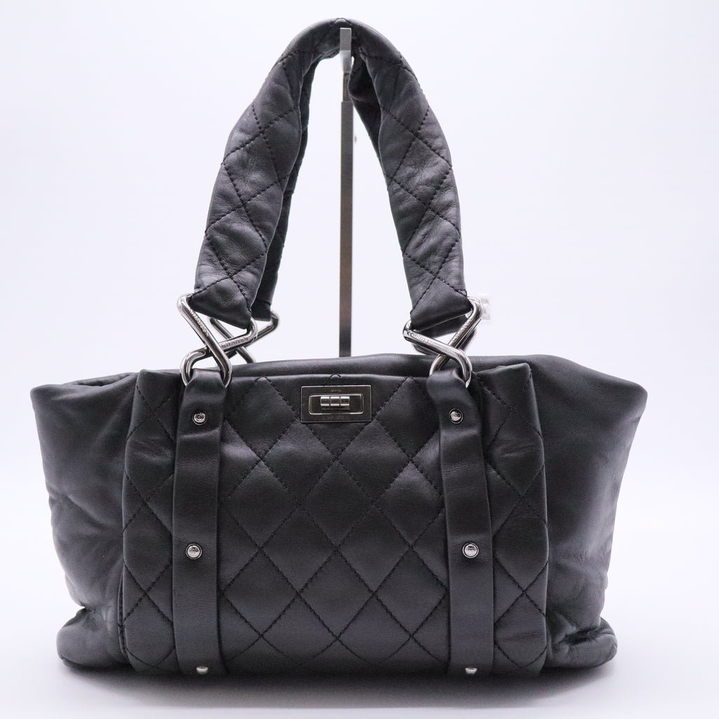 Black Reissue Eight Knots Tote Bag twins