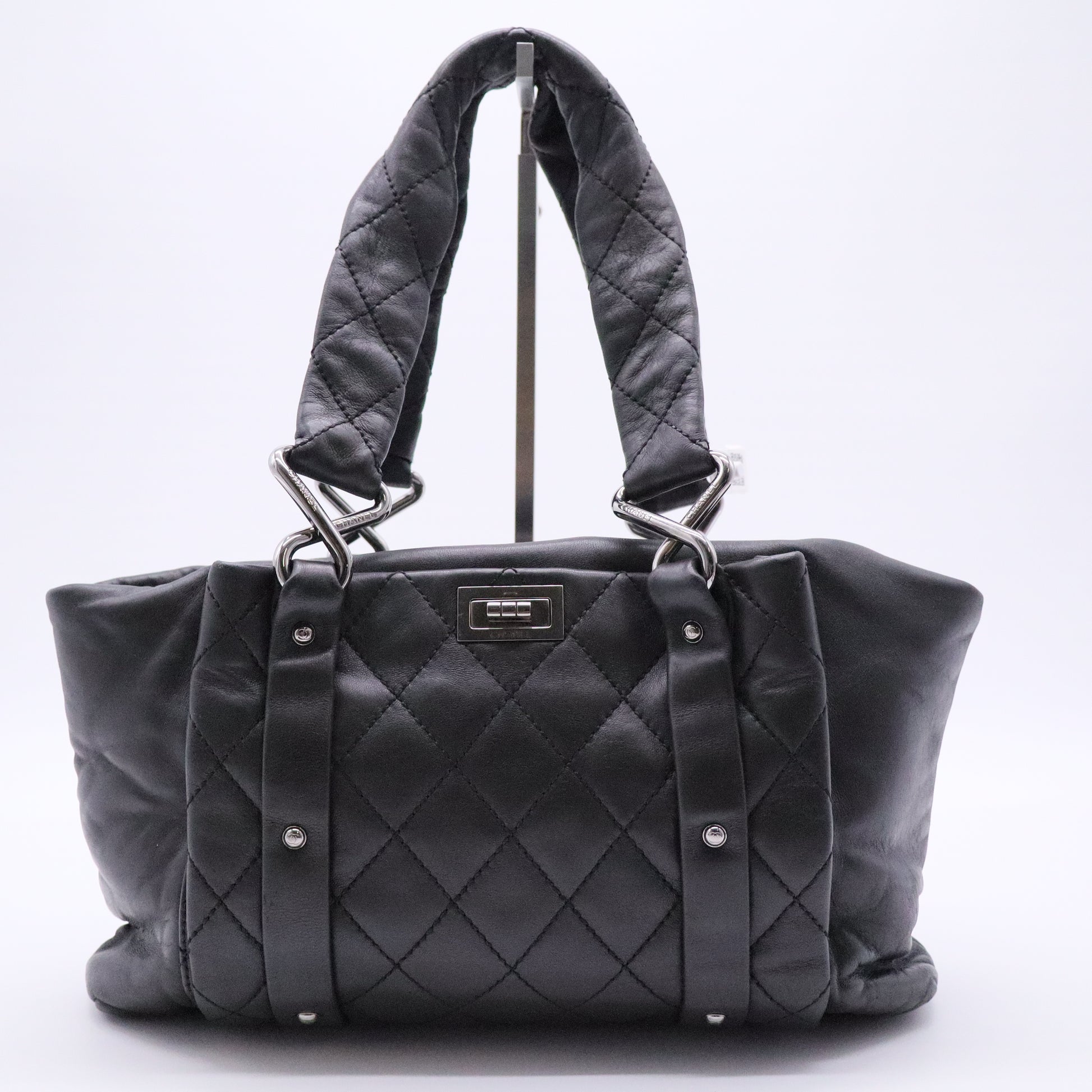 Black Reissue Eight Knots Tote Bag twins