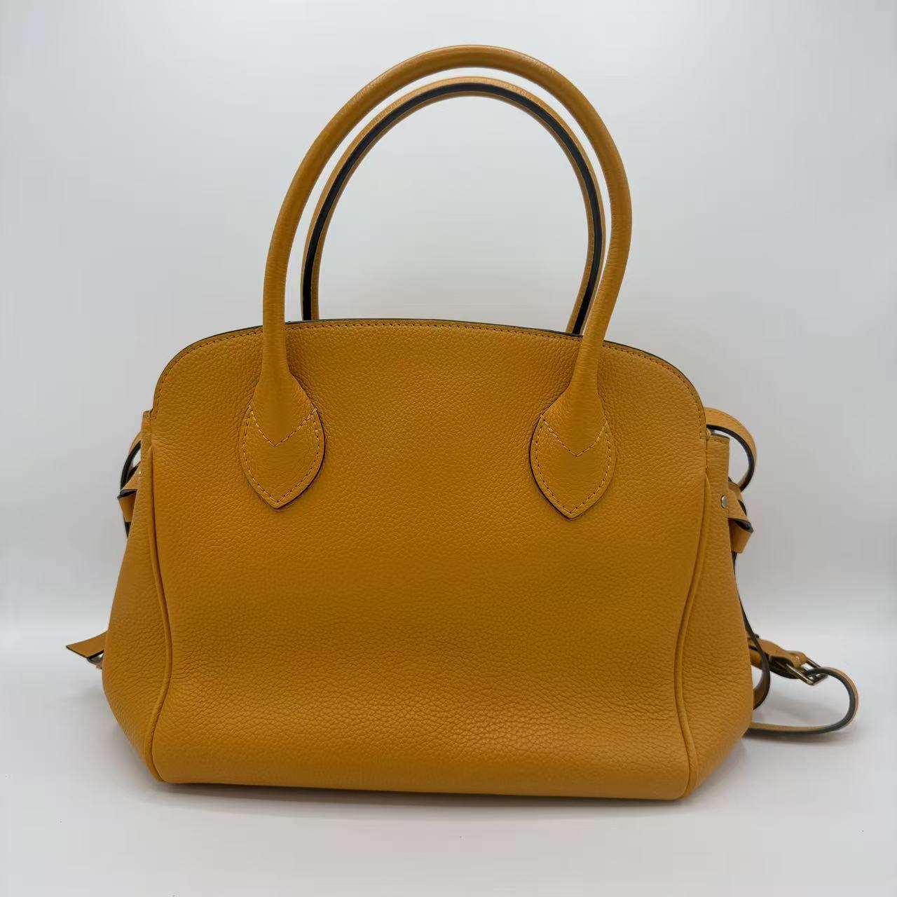 Milla Handbag Veau Nuage Calfskin PM