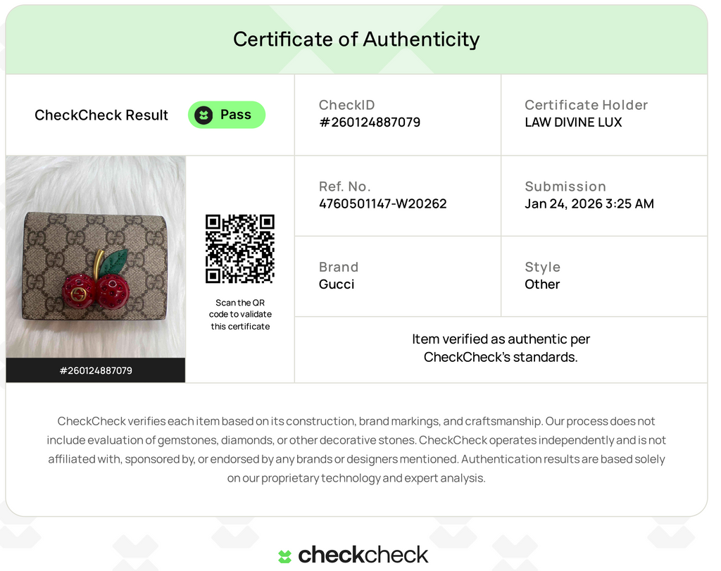 Gucci Cherry GG Supreme Card Holder