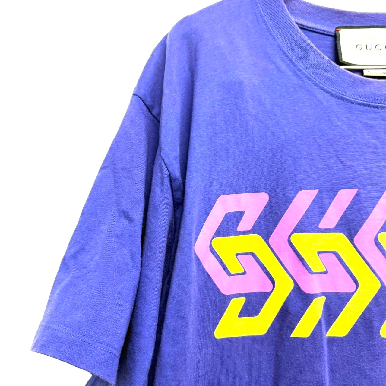 Pre-Owned Gucci Mirror Logo-Print Short-Sleeve T-Shirt in blue. size M