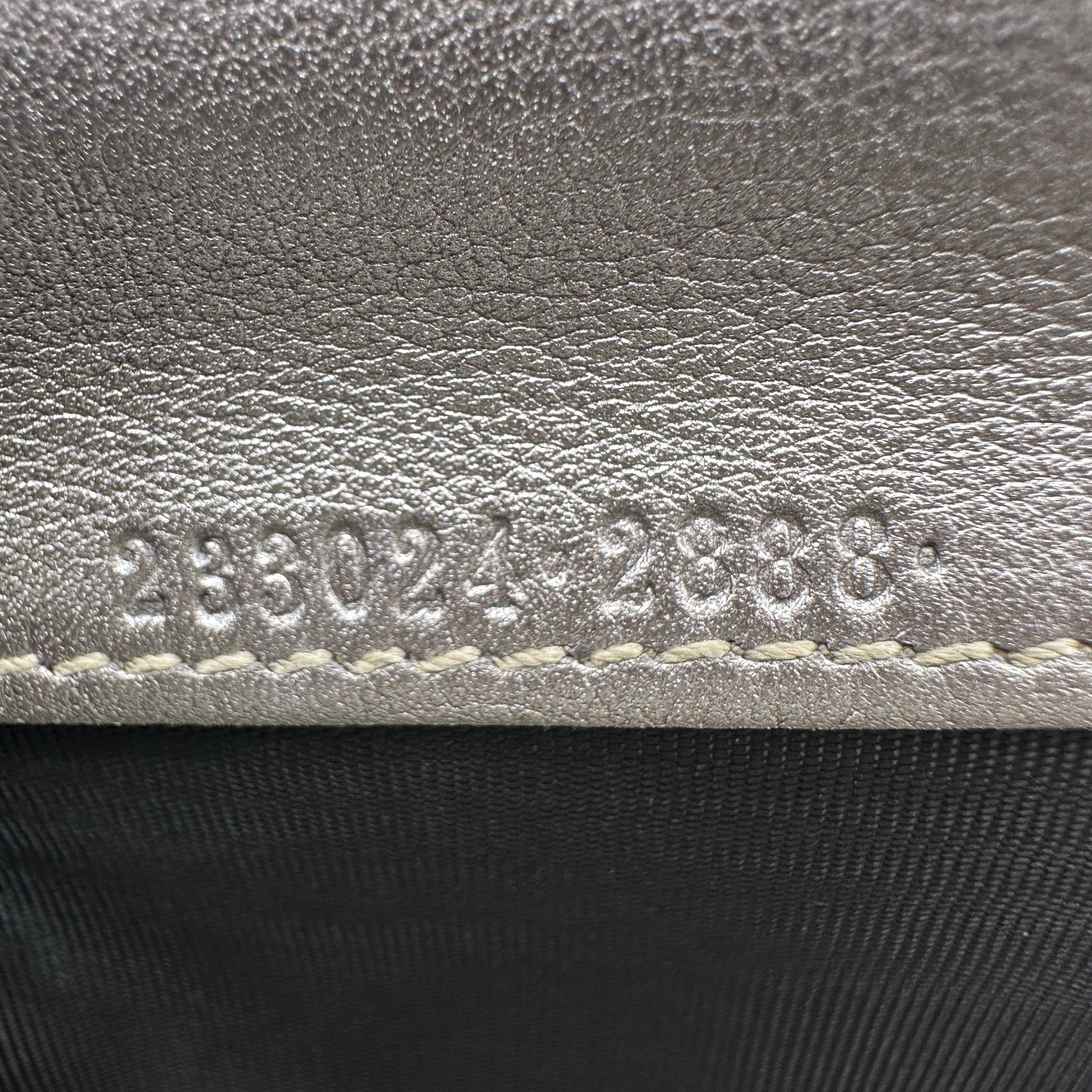 GG Signature Leather Continental Wallet W21463