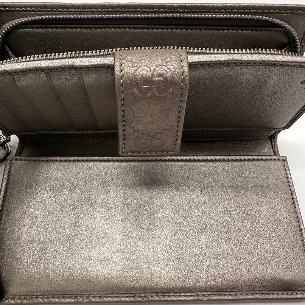 GG Signature Leather Continental Wallet W21463