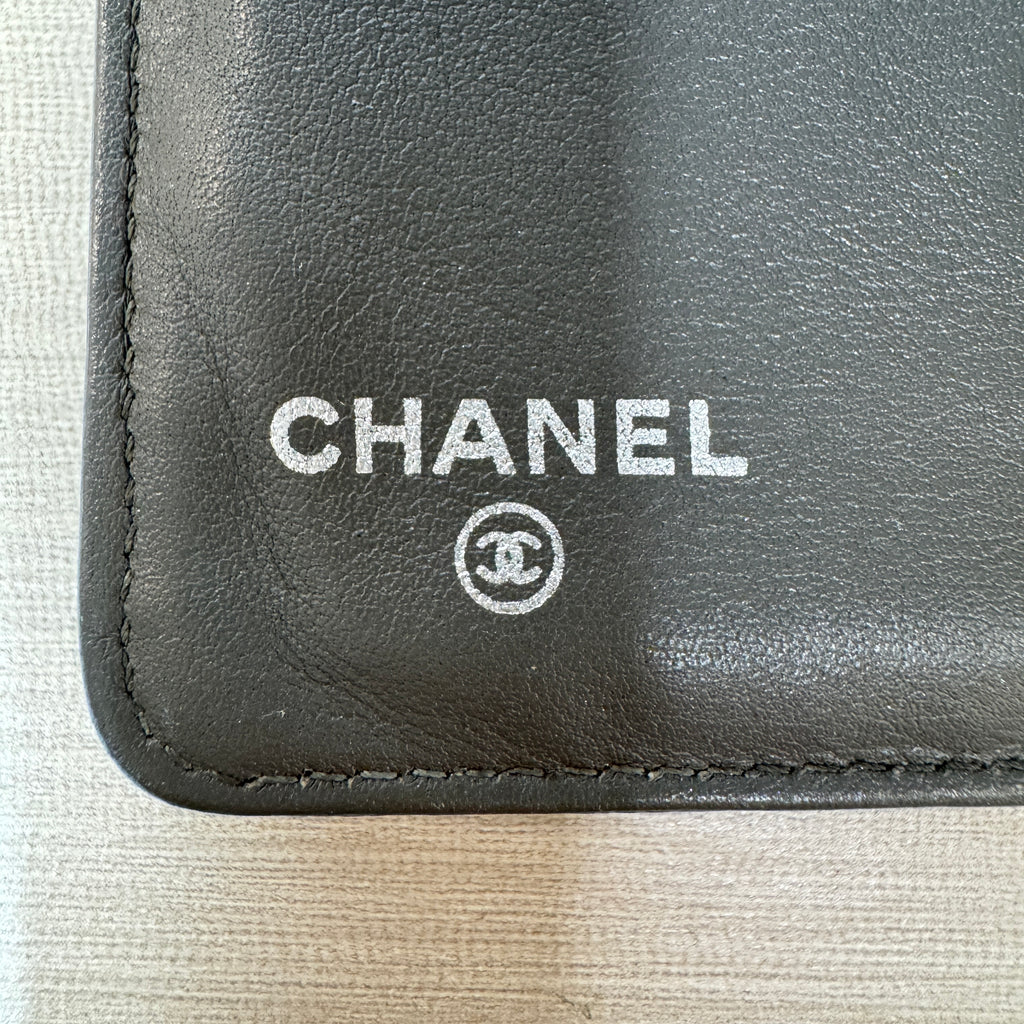 CHANEL Caviar Leather Wallet W21486