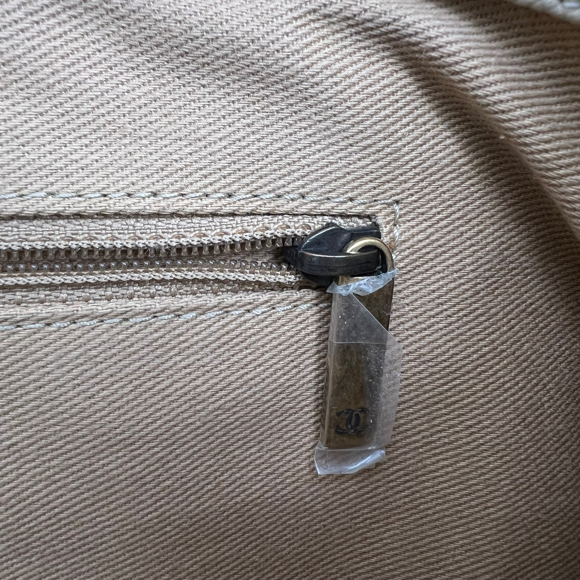 Light Beige Quilted Matte Caviar Leather CC Messenger Bag B22066