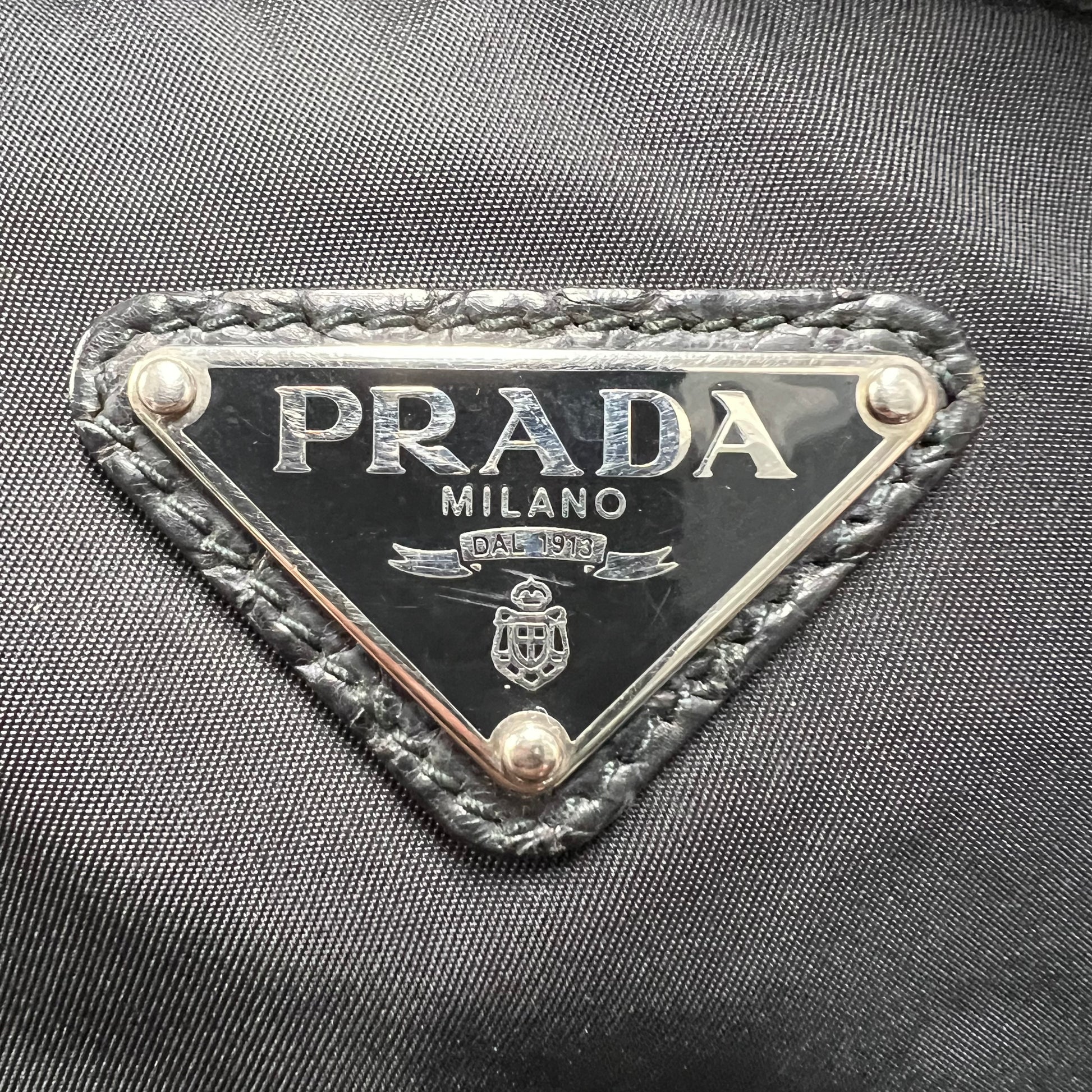 Prada Re-Edition 1978 large Re-Nylon and Saffiano leather tote bag B21796