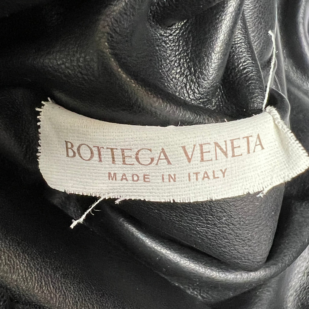 Bottega Veneta Leather Chain Pouch B22076