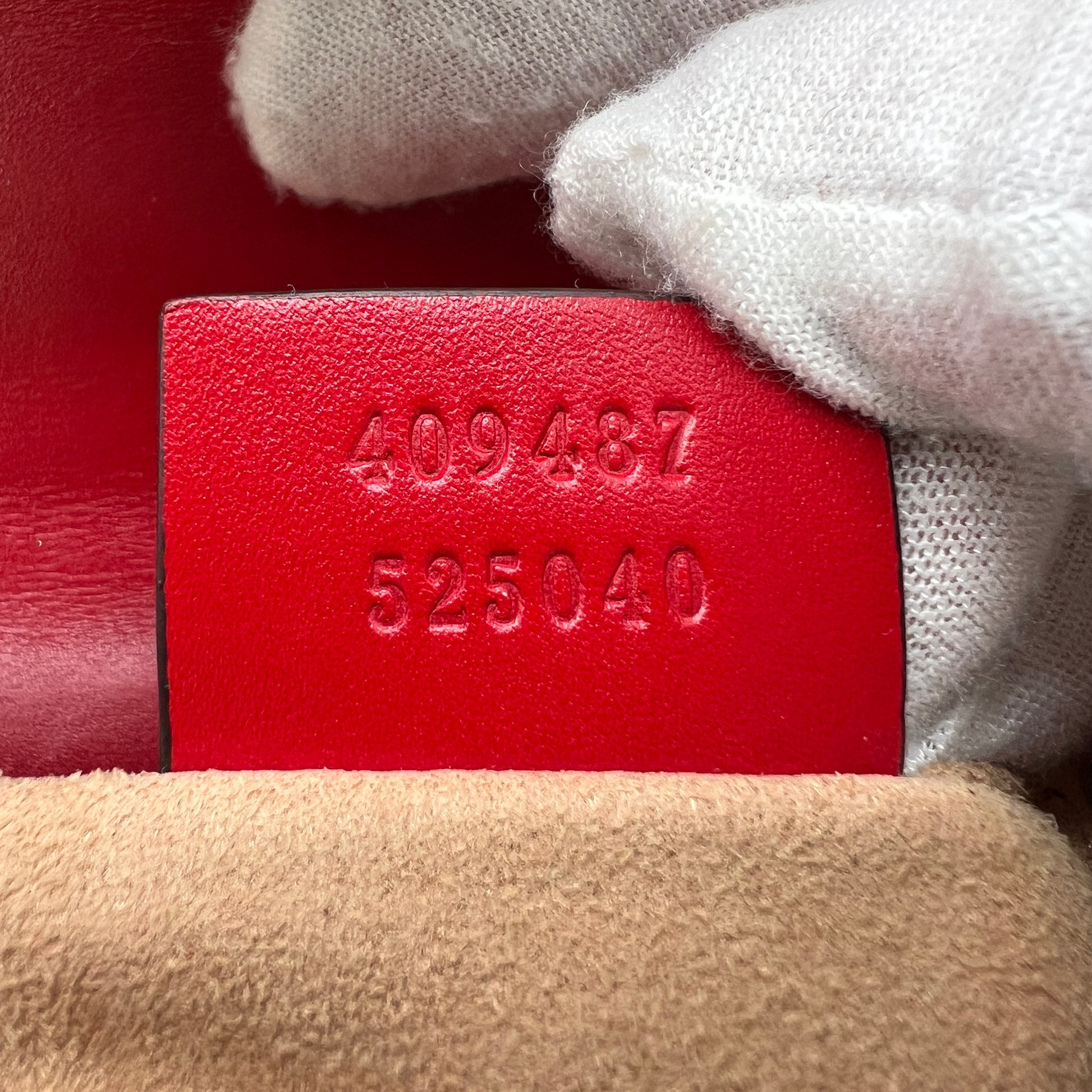 Padlock Shoulder Bag Guccissima Leather Small B21815
