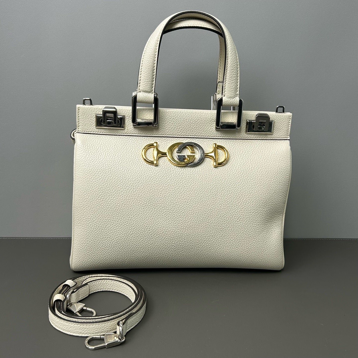 Gucci Zumi Medium Top  Handle Tote (Grainy Leather) LDZ0003