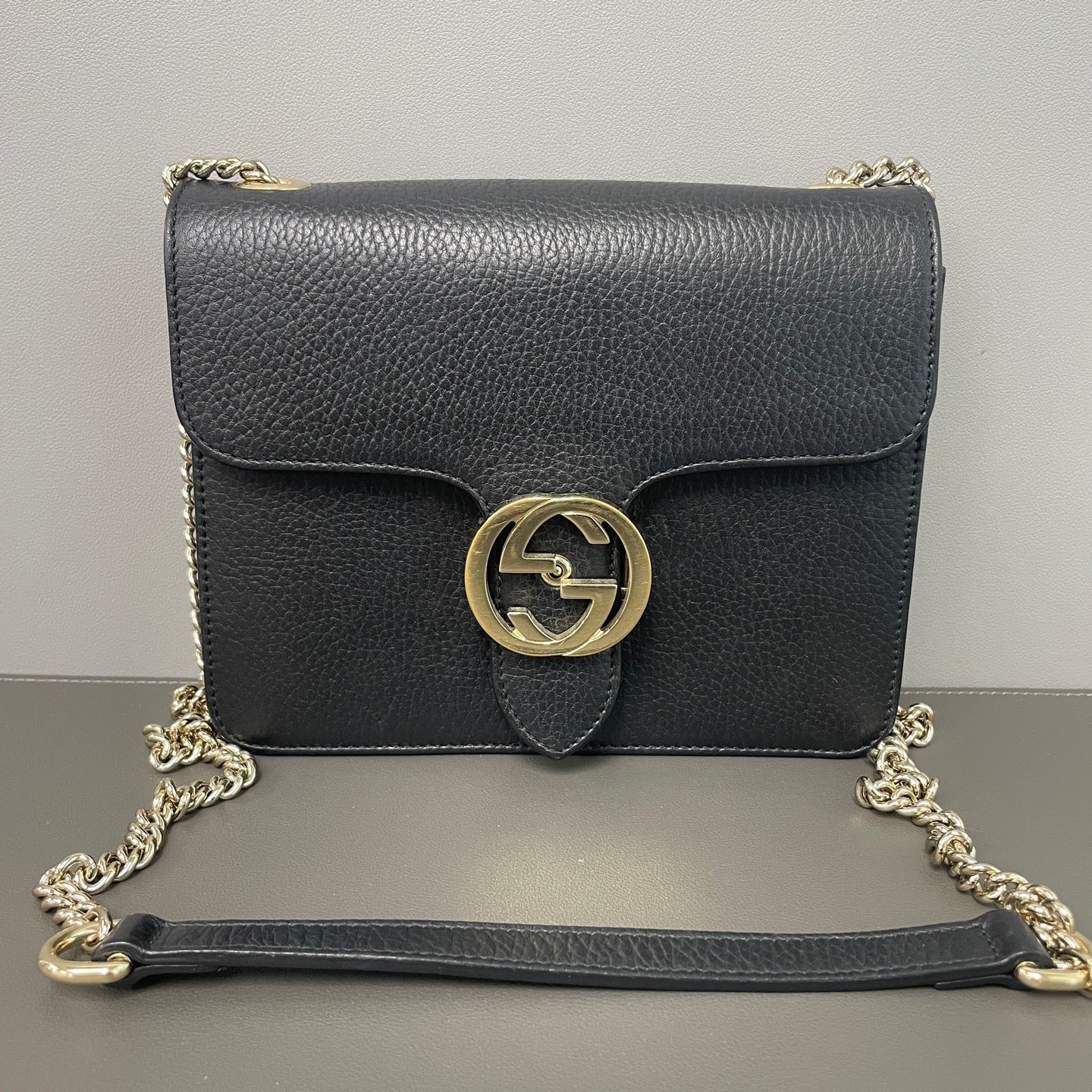 Gucci Interlocking G Chain Shoulder Bag LDZ0005