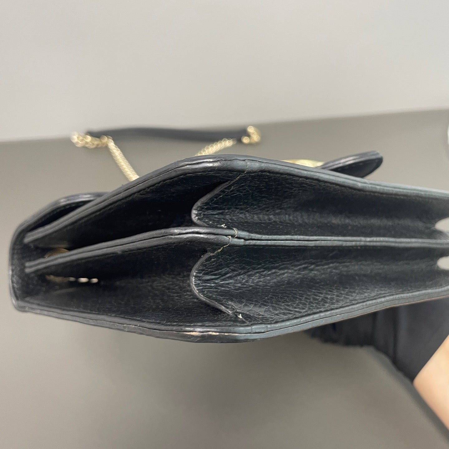 Gucci Interlocking G Chain Shoulder Bag LDZ0005