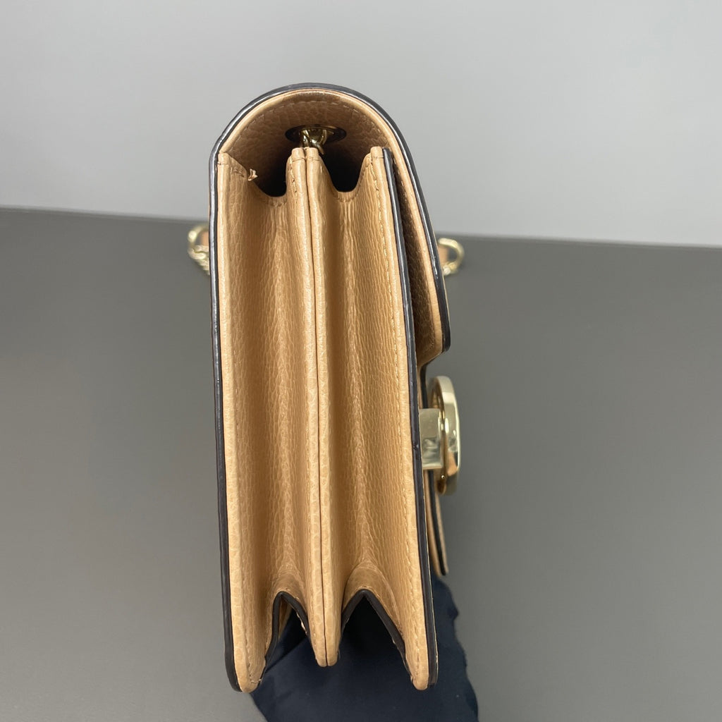 Gucci Interlocking G Leather  Chain Flap Shoulder Bag LDZ0006