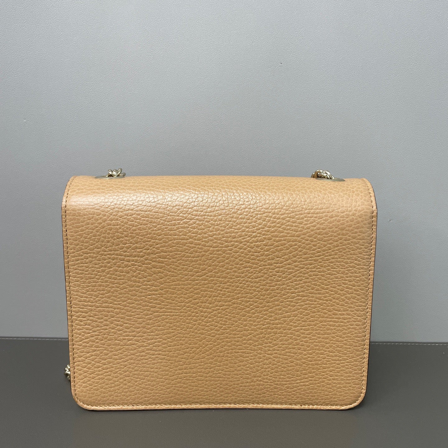 Gucci Interlocking G Leather  Chain Flap Shoulder Bag LDZ0006