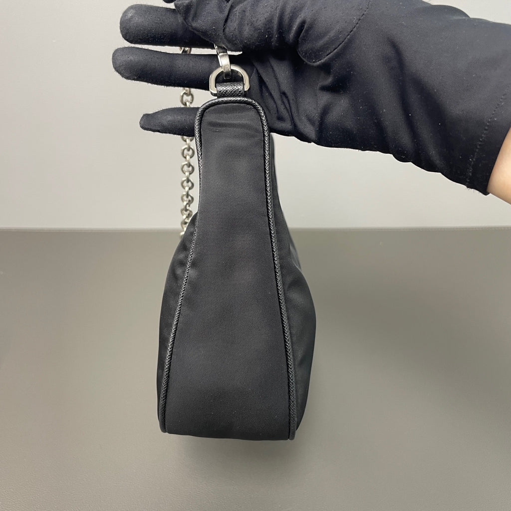 Prada Re-Edition 2005 Re-Nylon Shoulder Bag LDZ0010