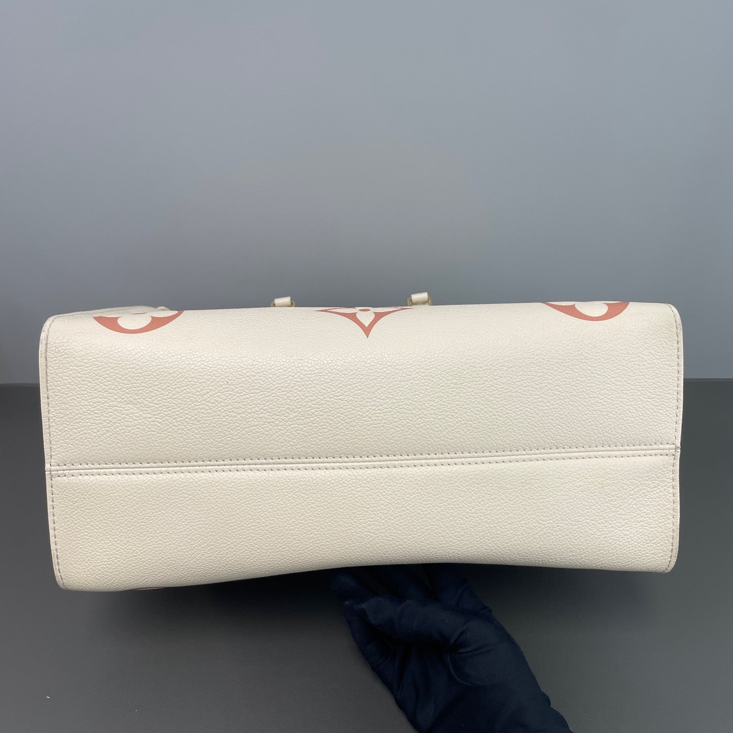 Louis Vuitton OnTheGo MM Tote Bag (Spring 2023 Strawberry Milk Monogram Empreinte) LDZ0015