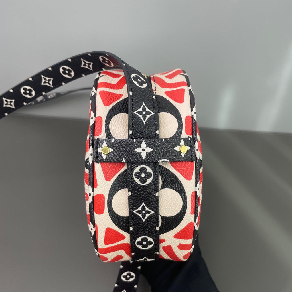 Louis Vuitton Crafty Boîte  Chapeau Souple PM Shoulder Bag  LDZ0022