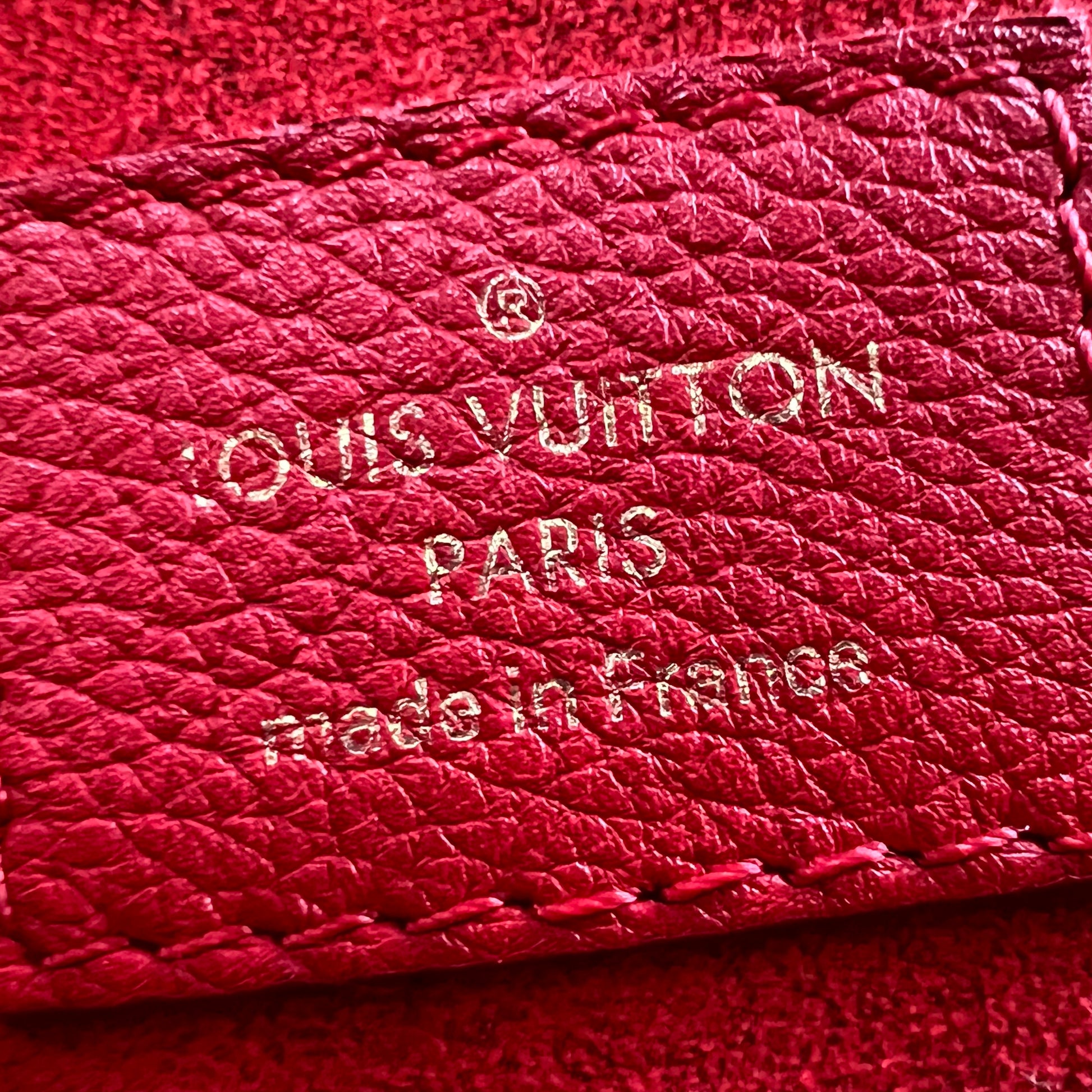 LV Monogram Victoire B22325
