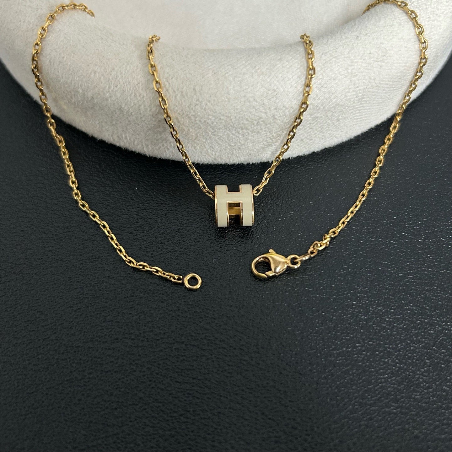 Hermès Mini Pop H Pendant Necklace LDZ0038