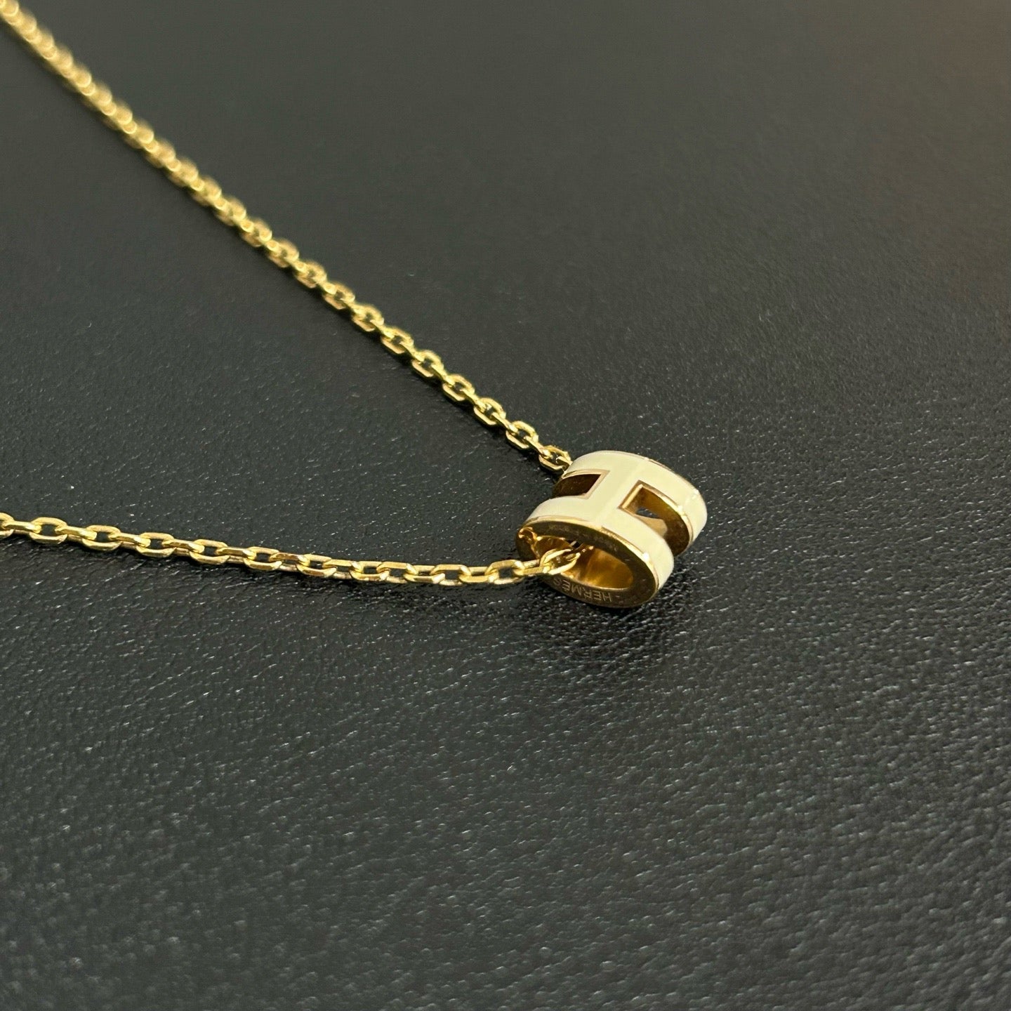 Hermès Mini Pop H Pendant Necklace LDZ0038