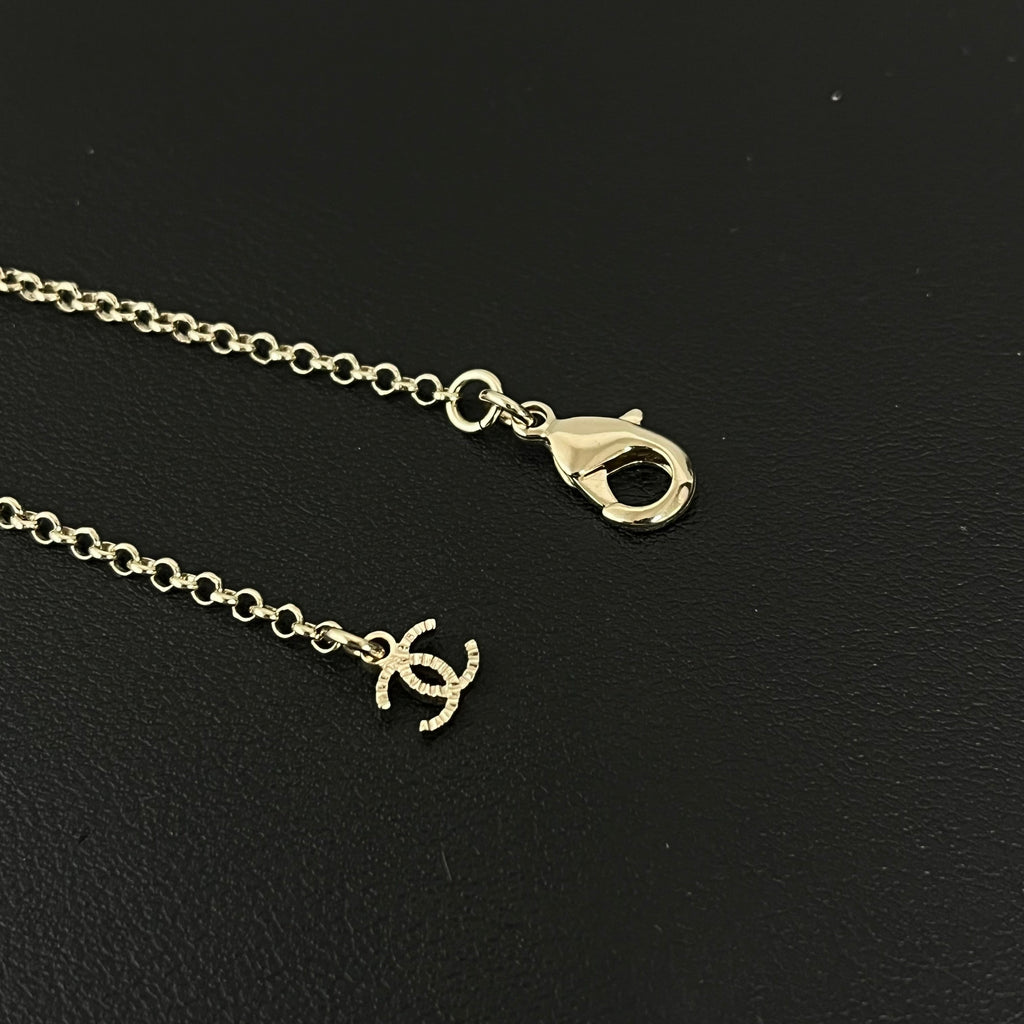 Chanel CC Logo Pearl & Heart Crystal Long Necklace LDZ0043