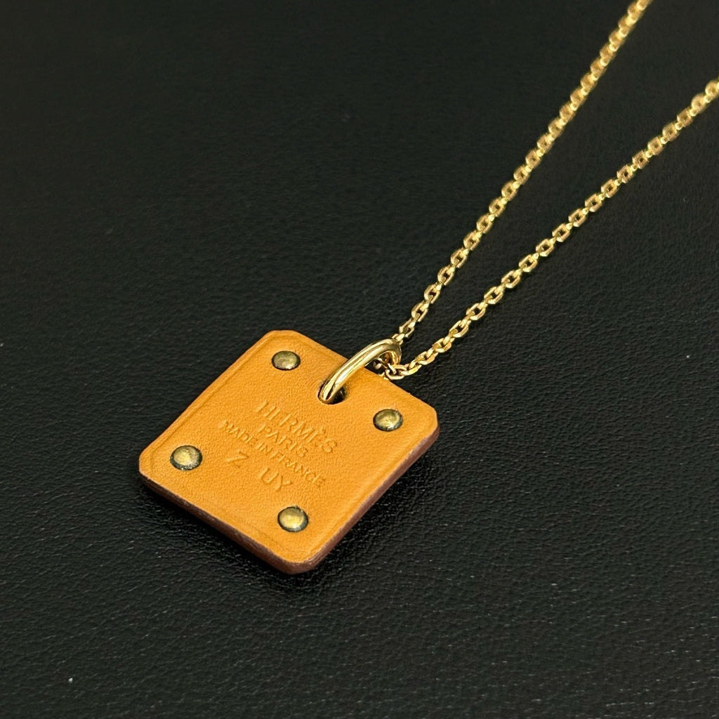Hermès As de Coeur Pendant Necklace LDZ0044