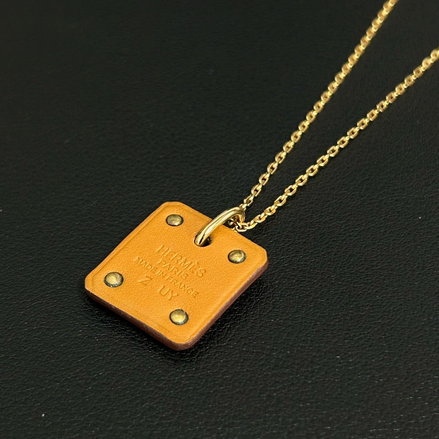 Hermès As de Coeur Pendant Necklace LDZ0044